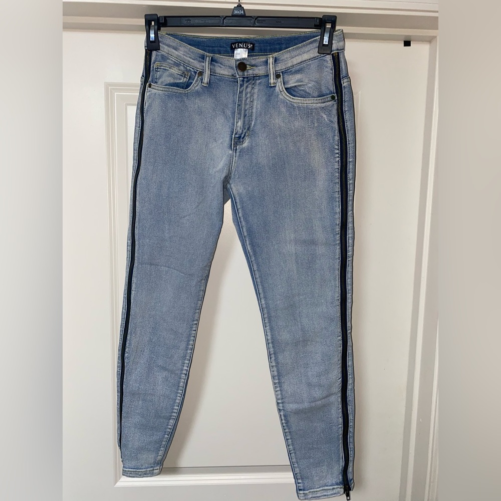 Venus Women Size 8 Leg Zipper Pants